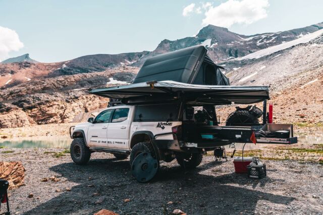 🚙🌟 FEATURE FRIDAY 🌟🚙
⠀⠀⠀⠀⠀
🔦 Spotlighting Our Amazing Trail'd Tanks Fam 🔦
⠀⠀⠀⠀⠀
👉 Meet @geoscoutadventures @kraveautomotive @noypiventures and Their Epic Truck Setup! 👈
⠀⠀⠀⠀⠀
🌲🏞️ Adventuring in Style 🏞️🌲
⠀⠀⠀⠀⠀
👋 Say hello to this week's #FeatureFriday star! We're stoked to shine the spotlight and their jaw-dropping truck setup. 🤩